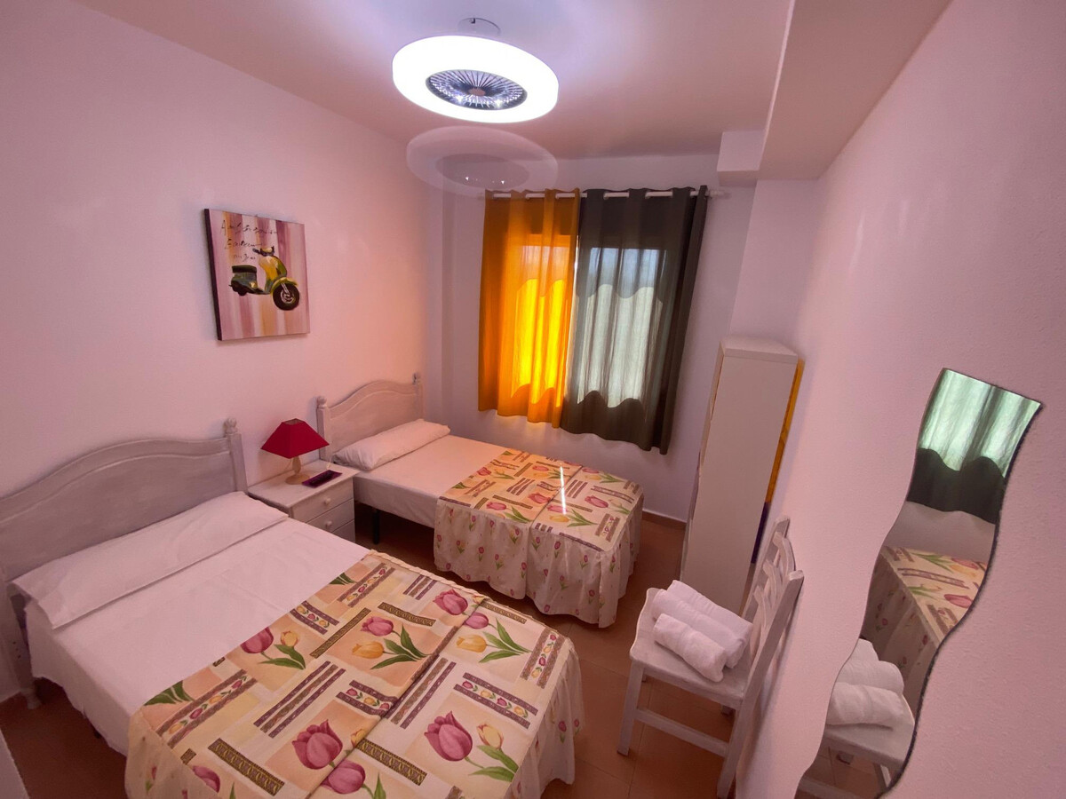 Appartement 2 chambres, piscine et parking à Dénia - Photo 9
