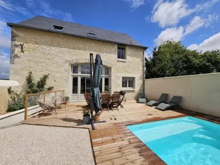 Gîte 6 pers, piscine privée et vélos gratuits à Avon-les-Roches - Photo 3