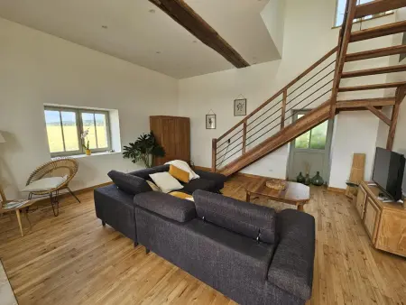 Gîte 6 pers, piscine privée et vélos gratuits à Avon-les-Roches - Photo 6