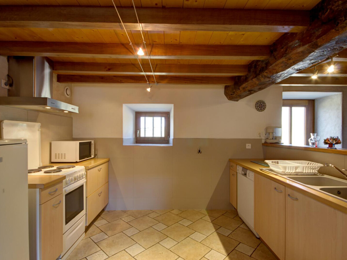 Gîte 6 pers. avec terrasse 30 m² et jardin à Panissières - Photo 3