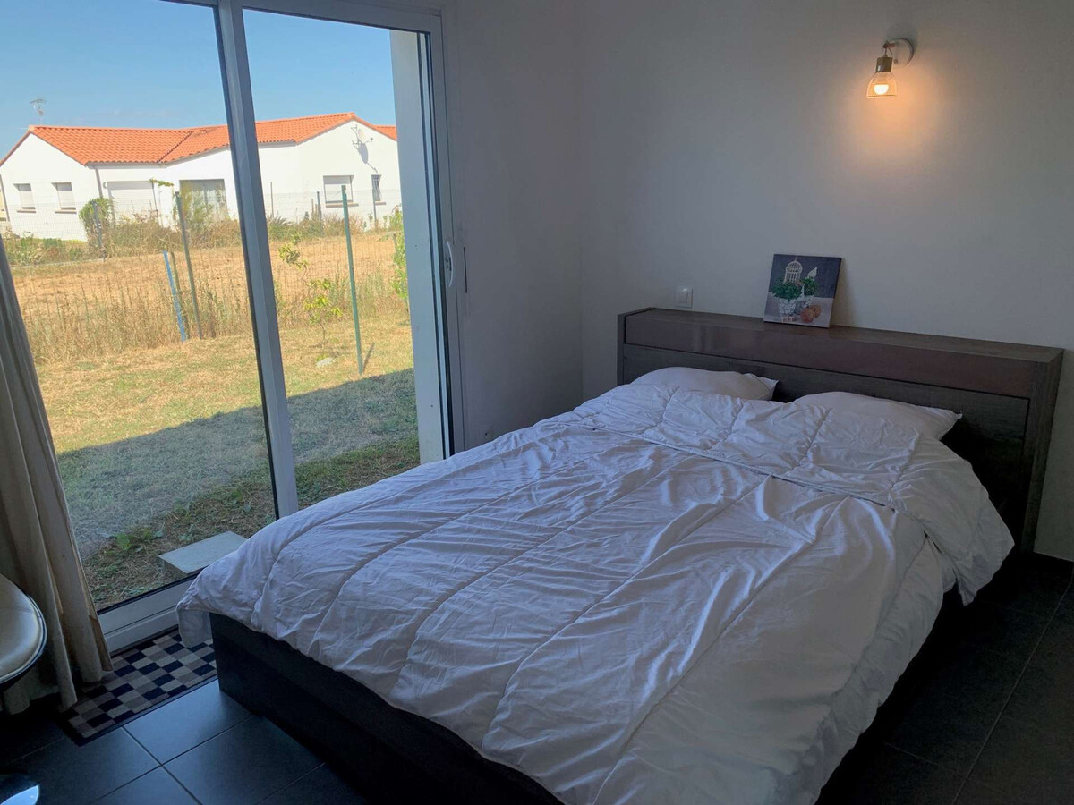 Maison rénovée 1 chambre, jardin clôturé à Saint-Hilaire-de-Riez - Photo 5