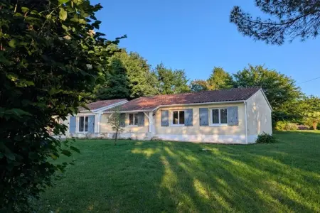 Location maison à Tournon D'Agenais, Charmant appartement dans un cadre français serein