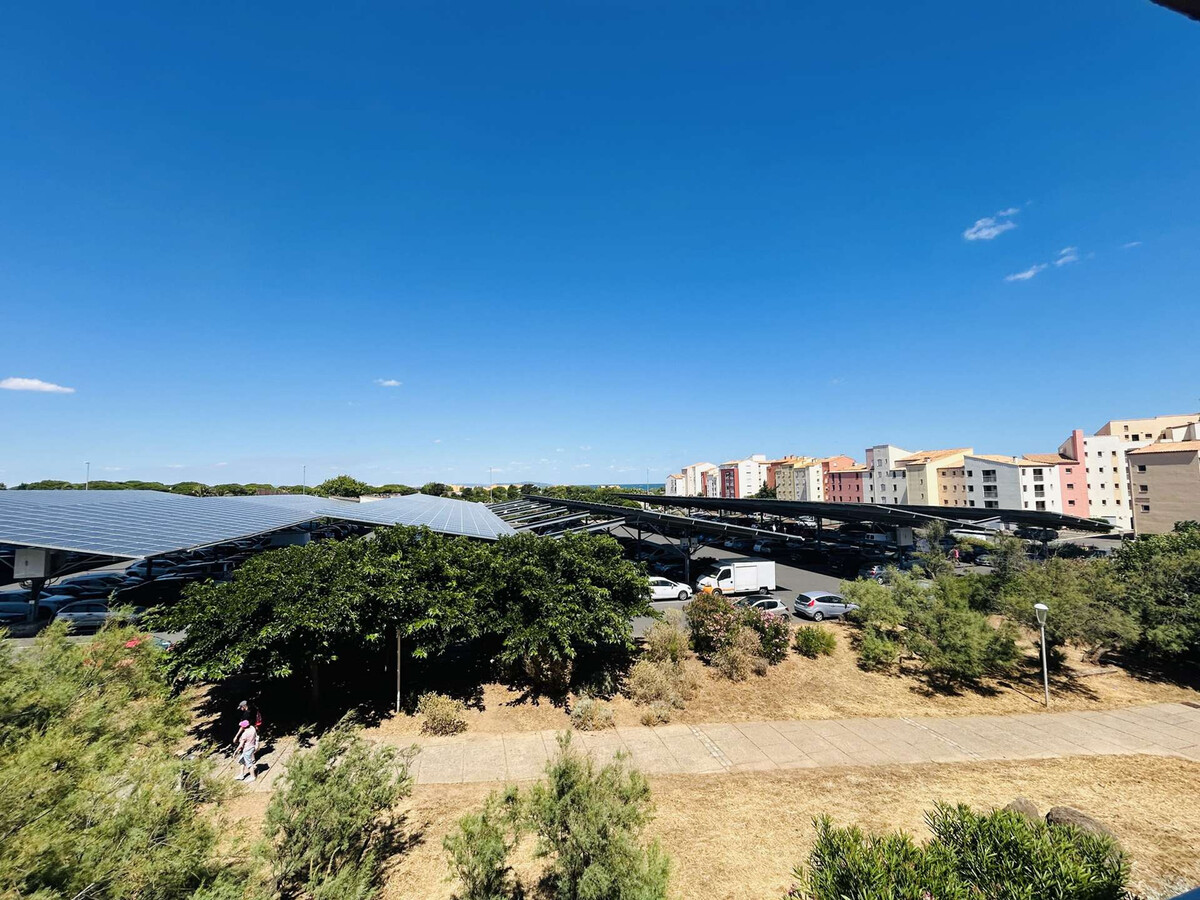 Studio rénové avec terrasse à 50 m de la plage - Photo 2