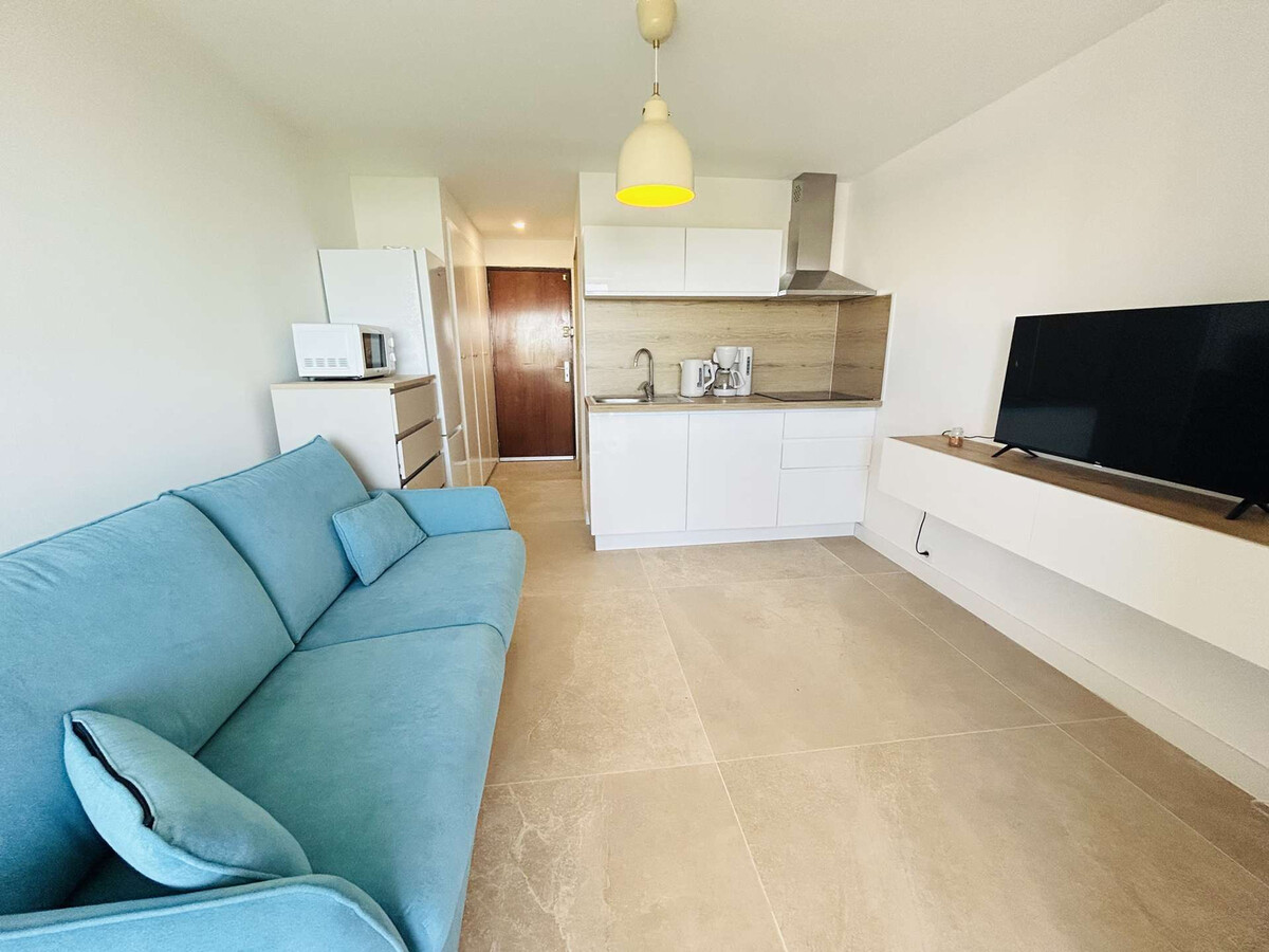 Studio rénové avec terrasse à 50 m de la plage - Photo 6