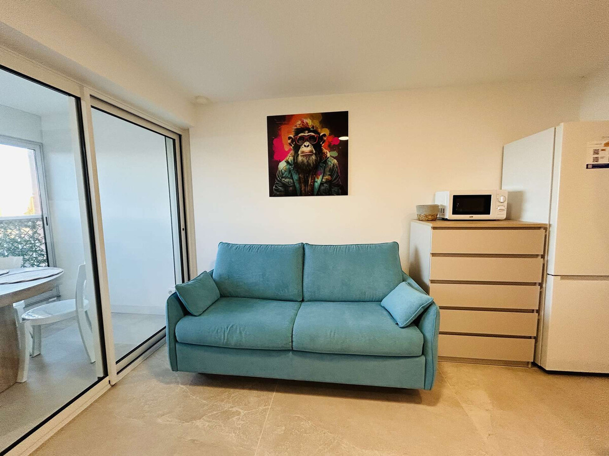Studio rénové avec terrasse à 50 m de la plage - Photo 11