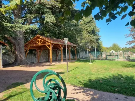 Le Cèdre : gîte 6 pers., 85 m² au cœur du village : photo 11