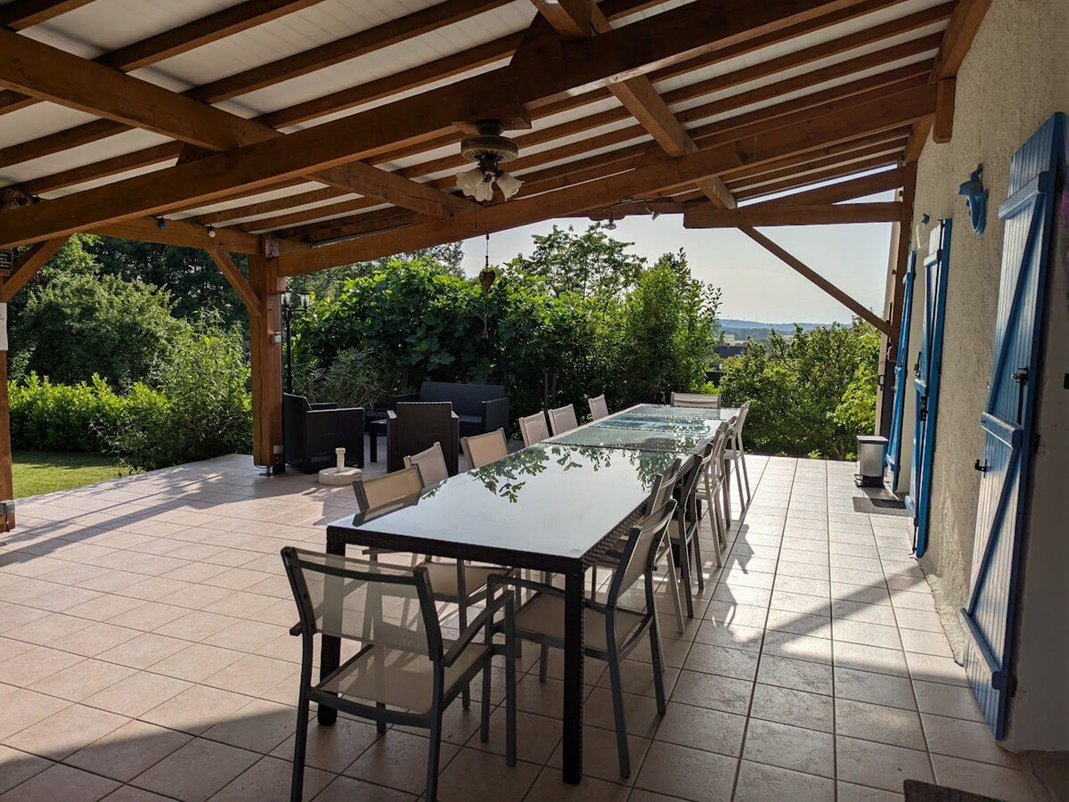 Gîte Les Volets Bleus – 10 pers, spa et jeux de famille - Photo 2