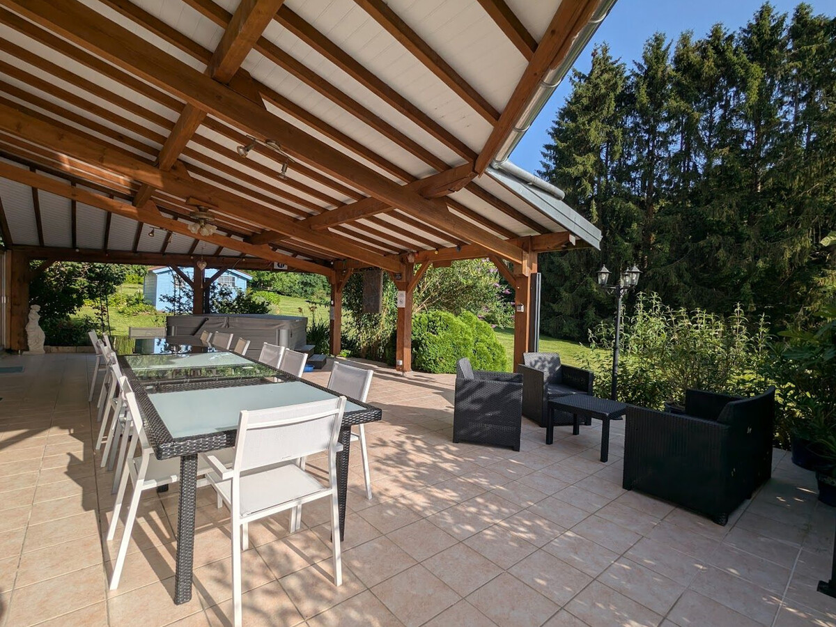 Gîte Les Volets Bleus – 10 pers, spa et jeux de famille - Photo 11