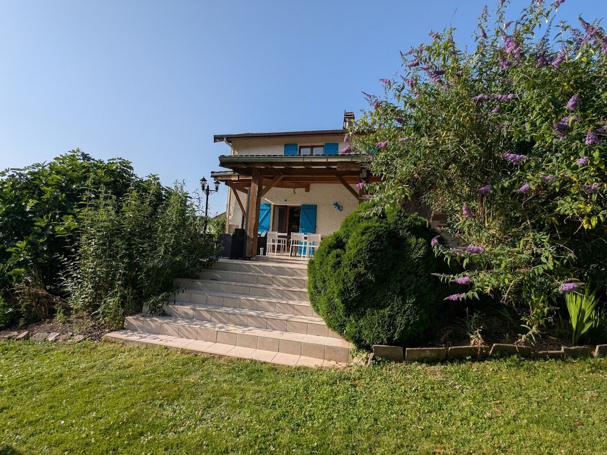 Gîte Les Volets Bleus – 10 pers, spa et jeux de famille - Photo 12