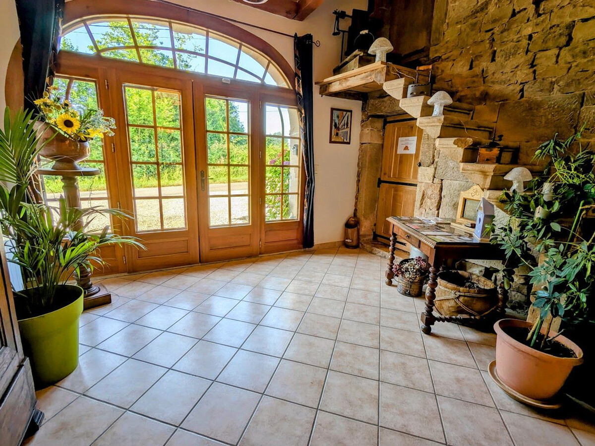 Gîte Les Volets Bleus – 10 pers, spa et jeux de famille - Photo 16