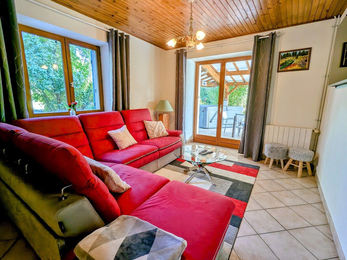 Gîte Les Volets Bleus – 10 pers, spa et jeux de famille - Photo 19