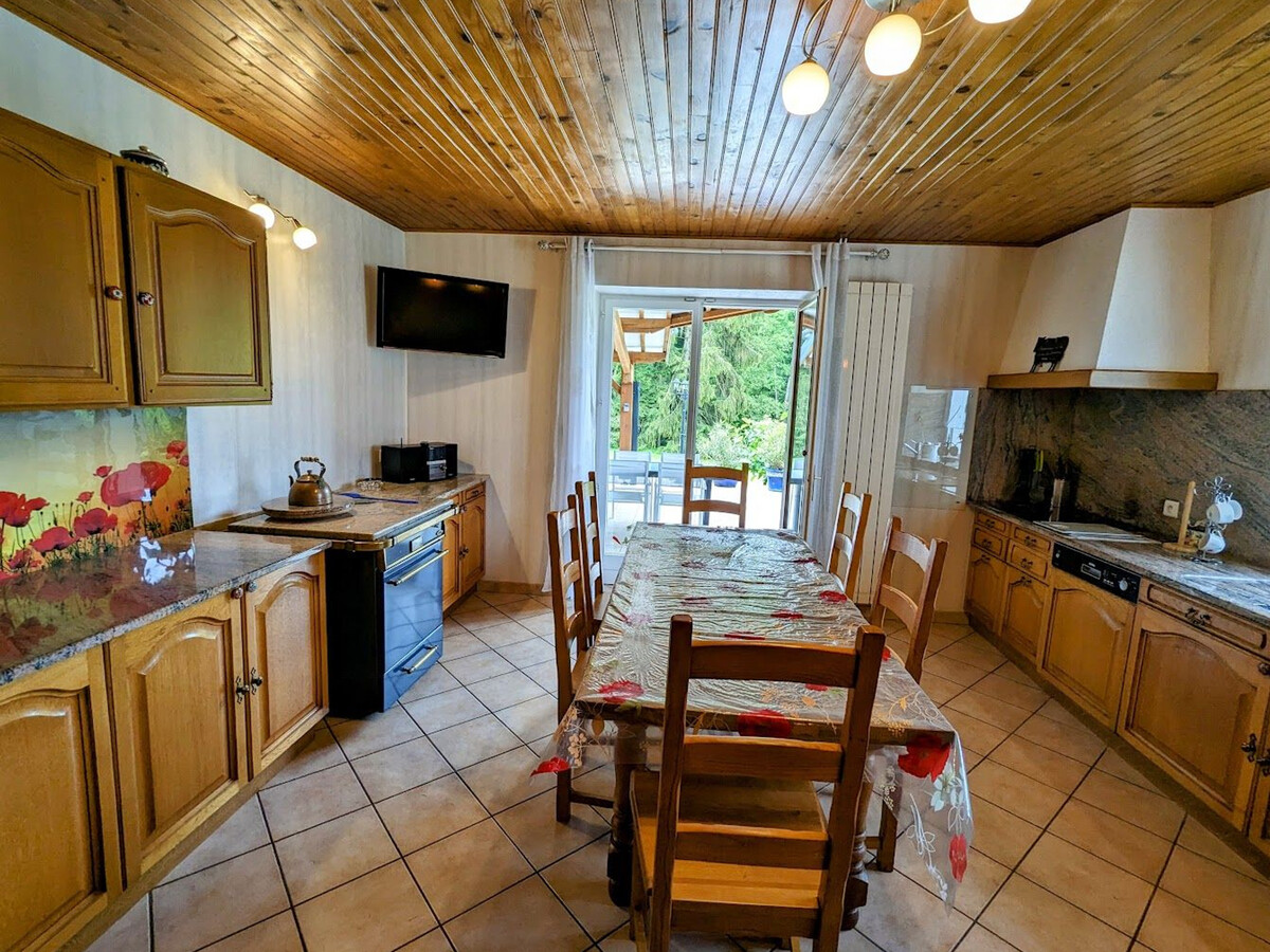 Gîte Les Volets Bleus – 10 pers, spa et jeux de famille - Photo 31