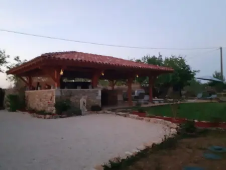 Gîte Périgord avec piscine privée 4×4 m et jardin 1000 m² - Photo 3