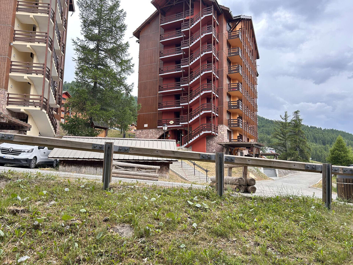 Appart 4 pièces Risoul 1850, 8 couchages, balcon sud-ouest - Photo 14