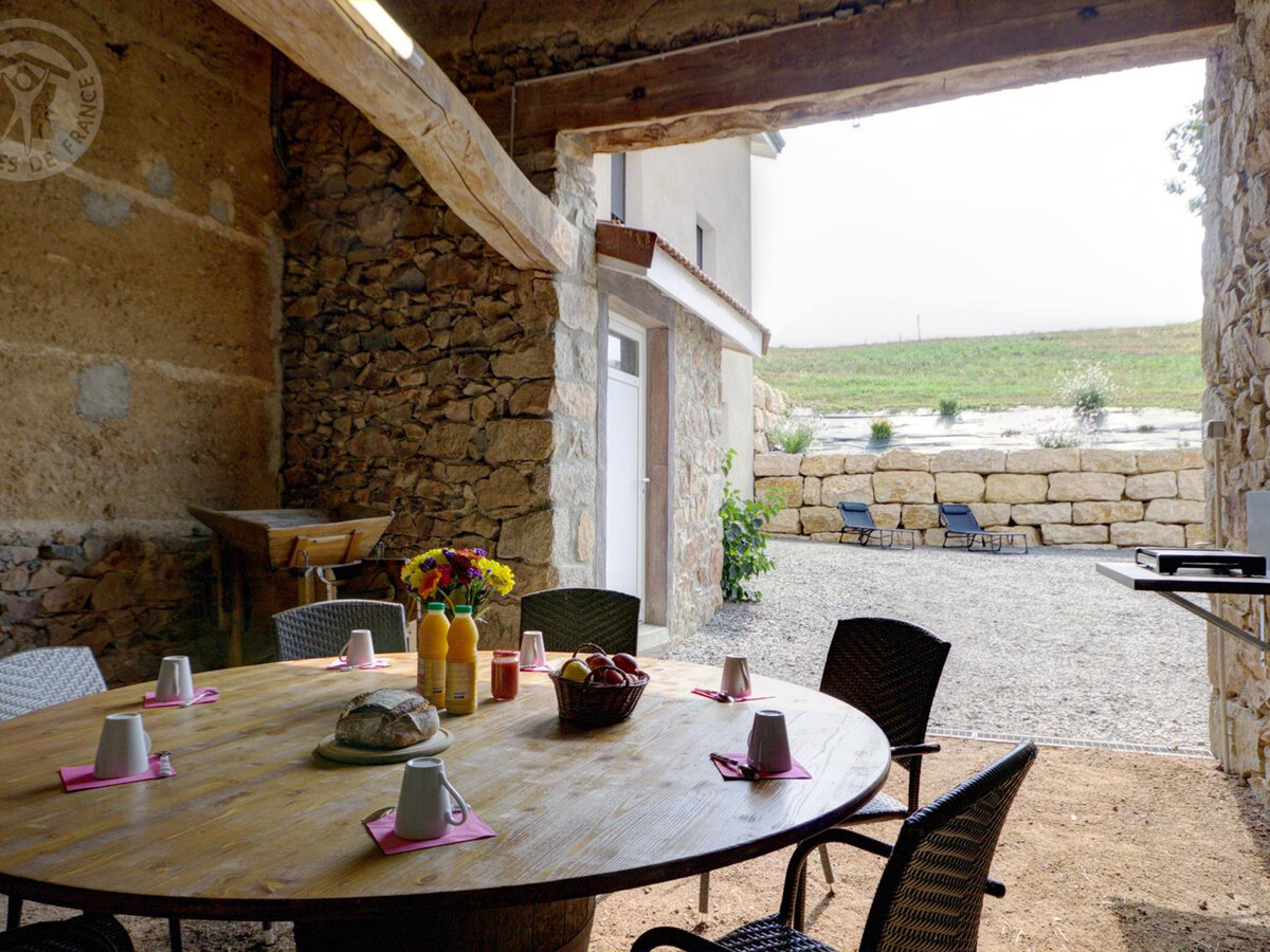 Gîte 120 m² familial, mezzanine enfants aux Monts du Lyonnais - Photo 1
