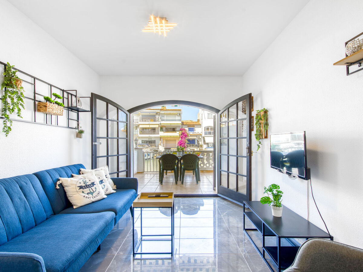 Maison Cilia au canal à Empuriabrava - Photo 2