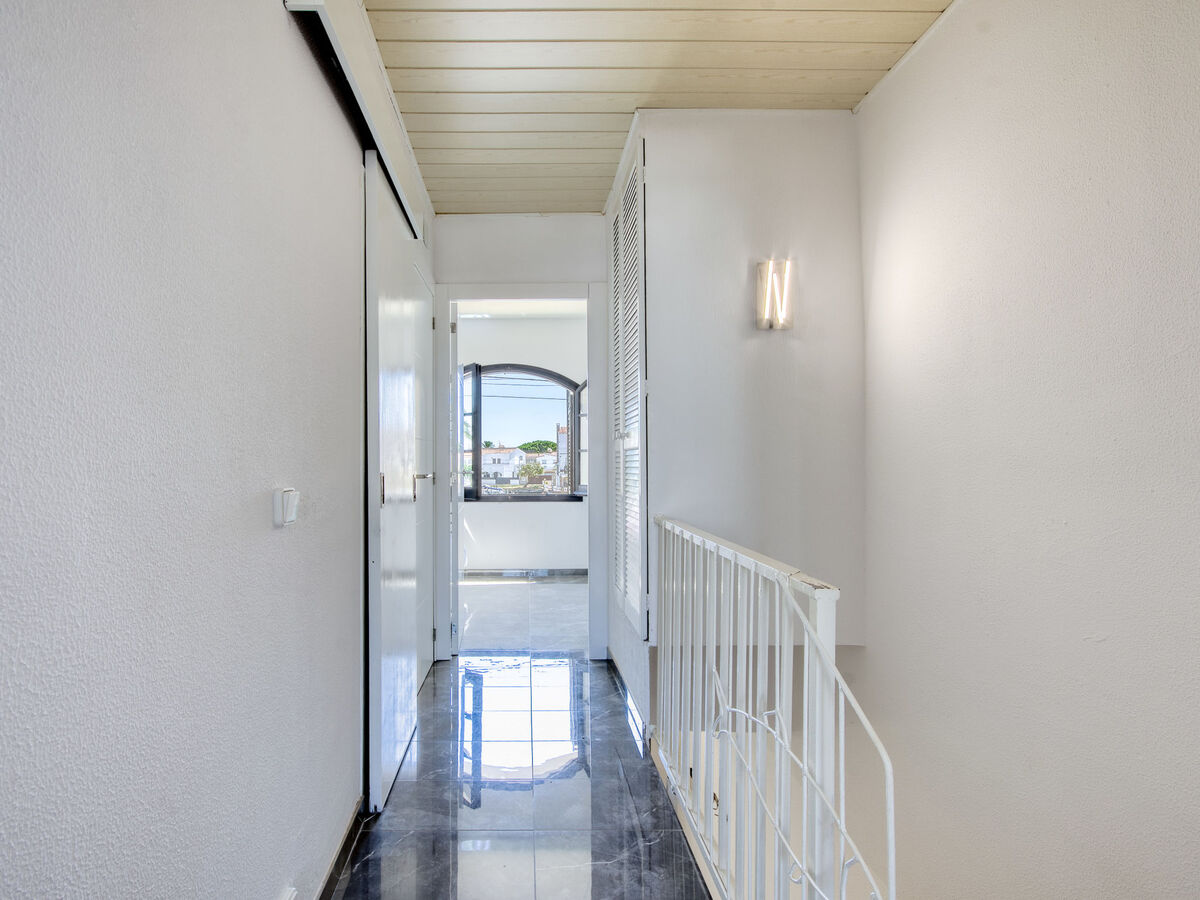 Maison Cilia au canal à Empuriabrava - Photo 21