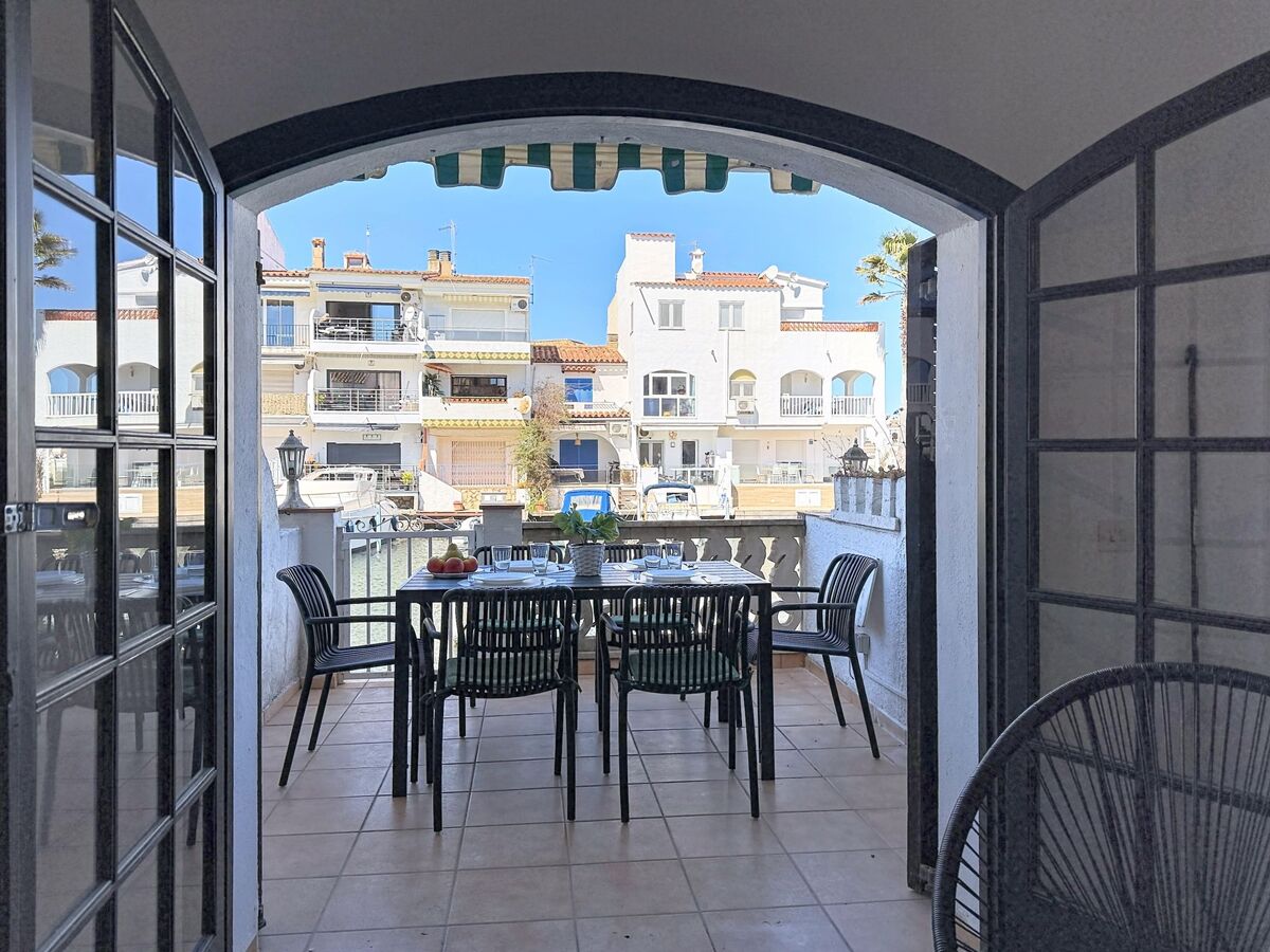 Maison Cilia au canal à Empuriabrava - Photo 26
