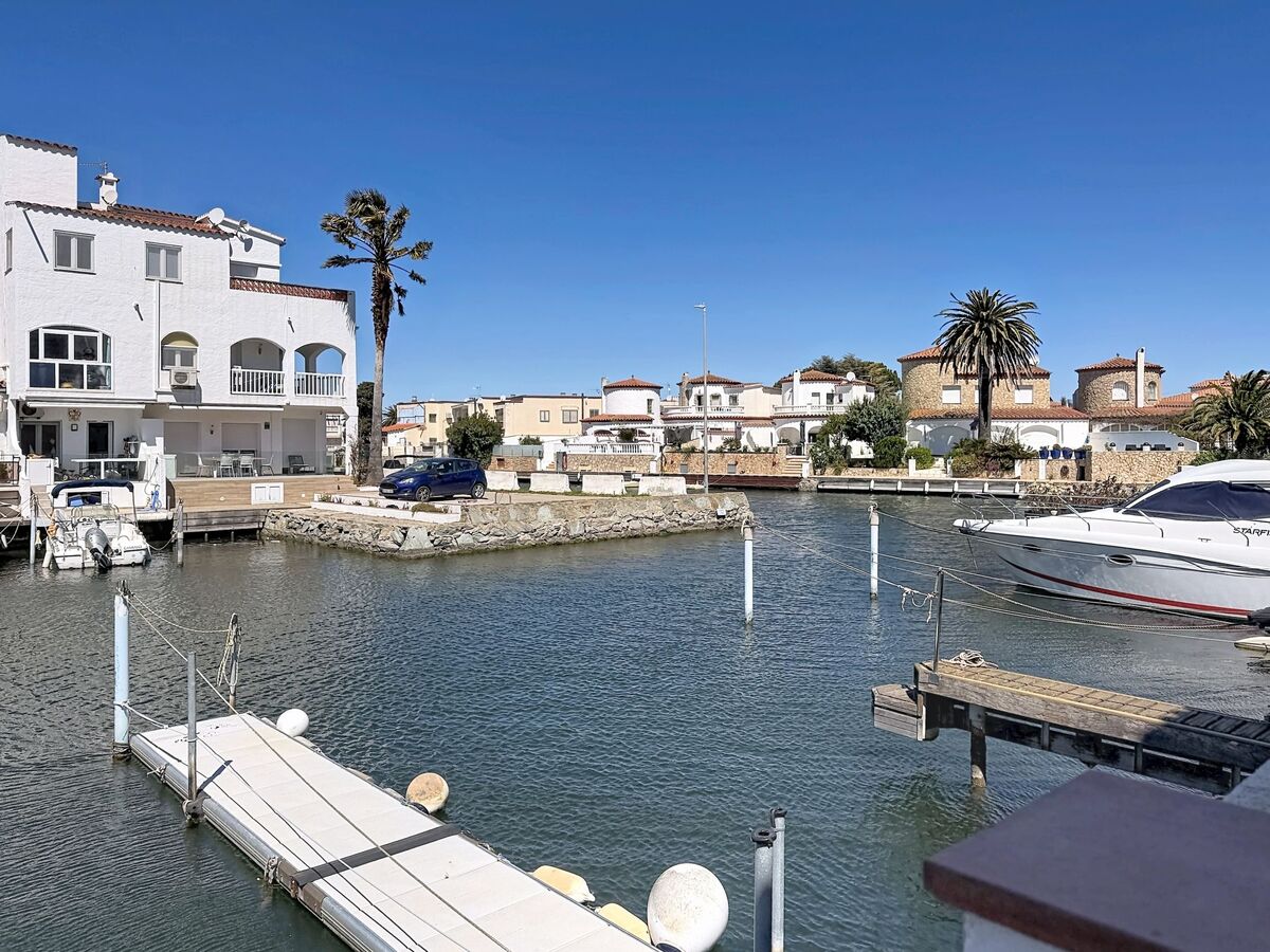 Maison Cilia au canal à Empuriabrava - Photo 29