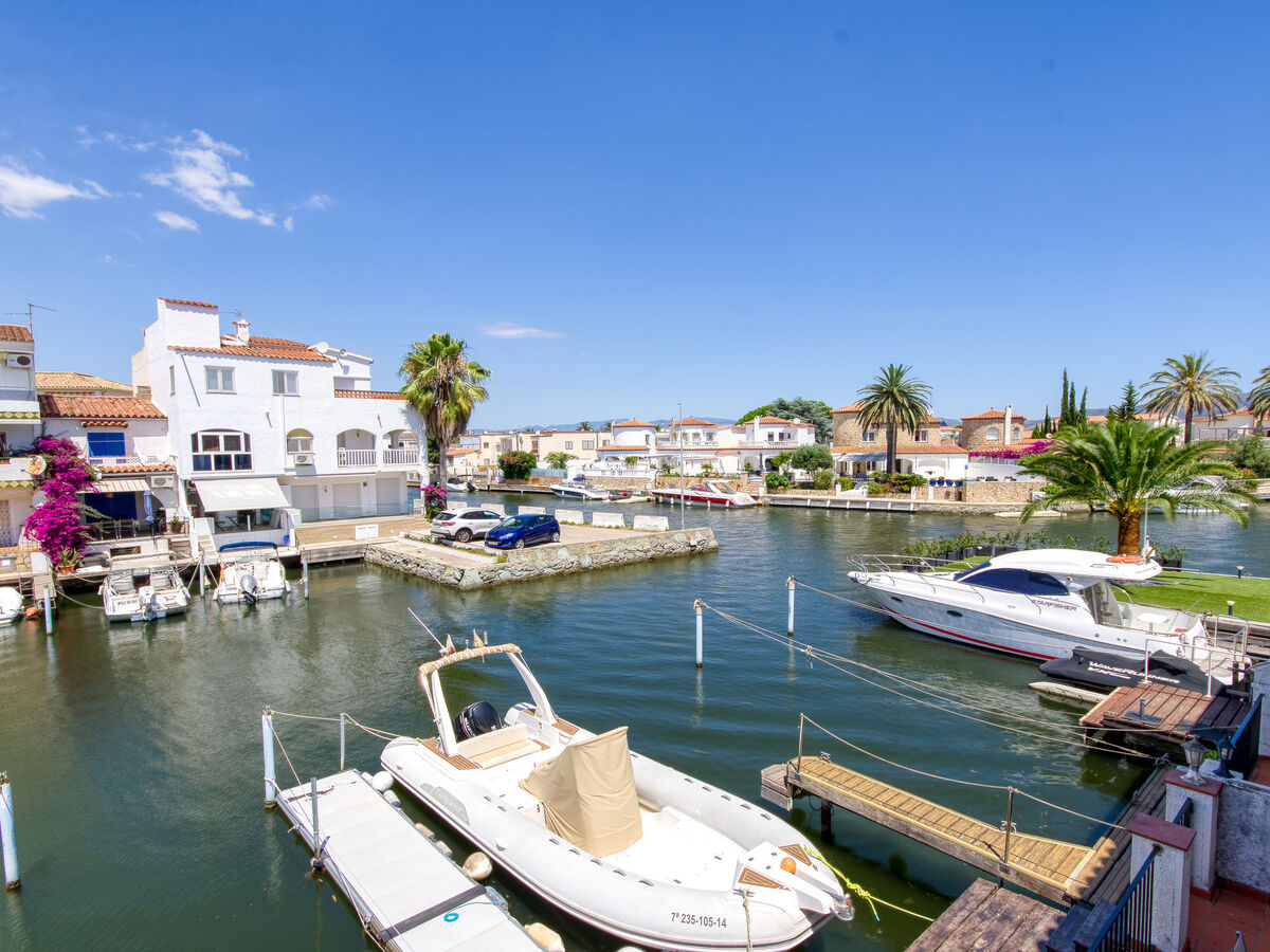Maison Cilia au canal à Empuriabrava - Photo 31