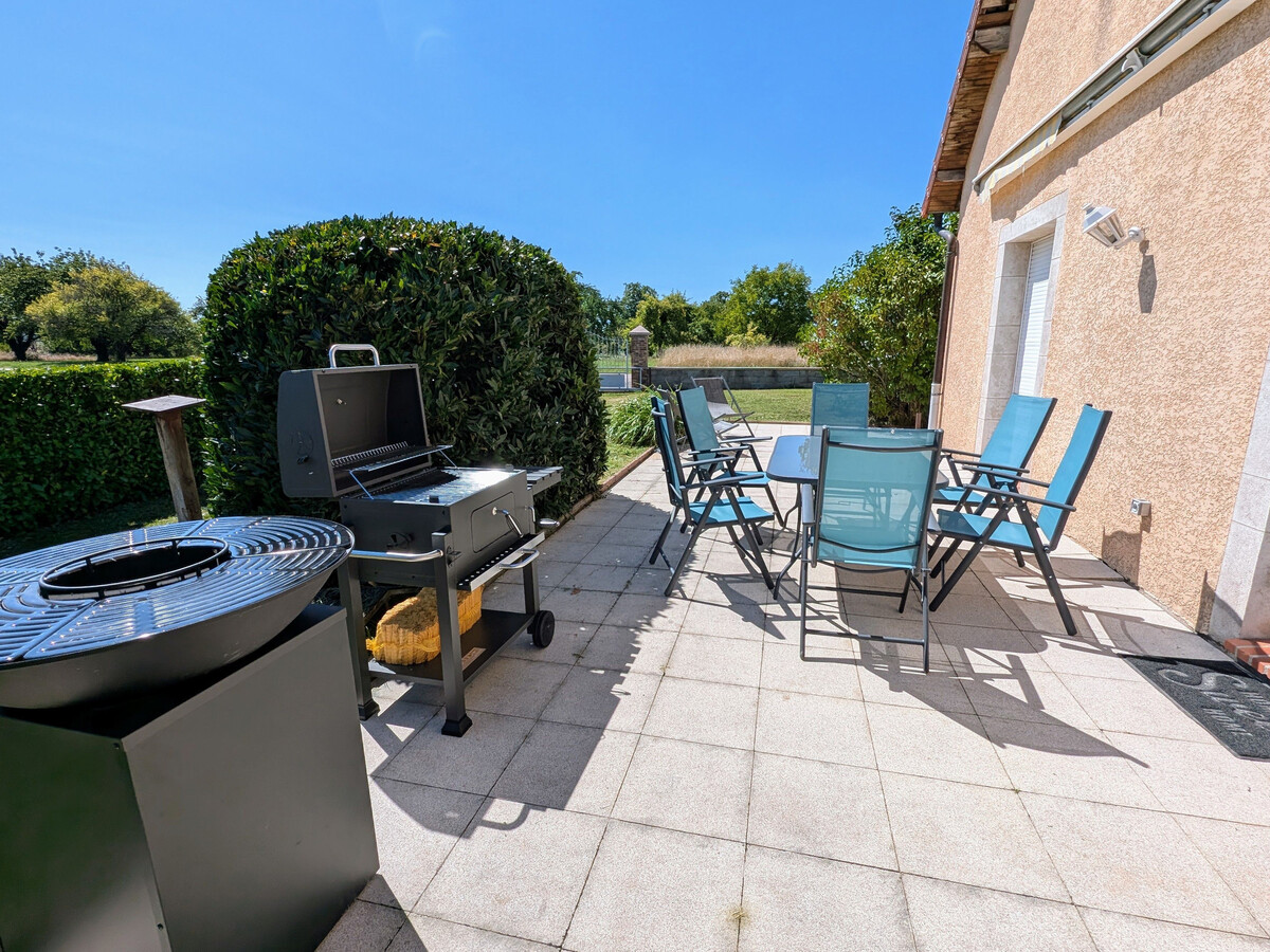 Gîte 8 pers. à Fretigney avec billard et jardin aménagé - Photo 2