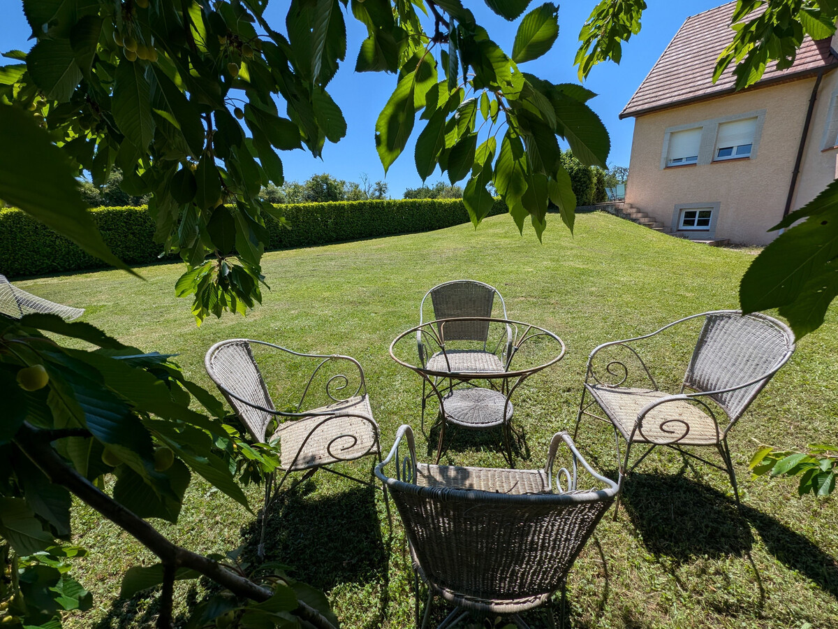 Gîte 8 pers. à Fretigney avec billard et jardin aménagé - Photo 8