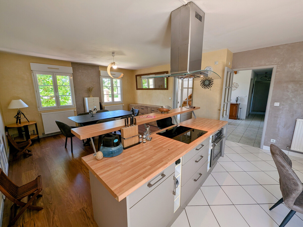 Gîte 8 pers. à Fretigney avec billard et jardin aménagé - Photo 10