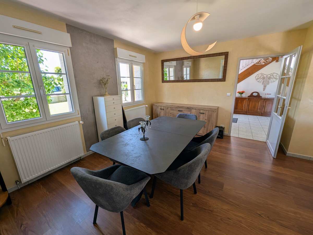 Gîte 8 pers. à Fretigney avec billard et jardin aménagé - Photo 12