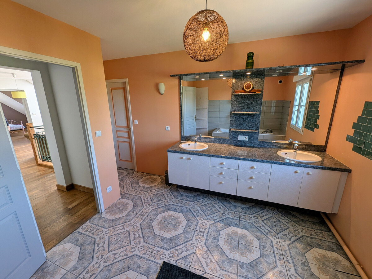 Gîte 8 pers. à Fretigney avec billard et jardin aménagé - Photo 24