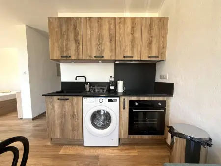Studio moderne avec vue sur les hauteurs de Bastia et parking gratuit - Photo 5