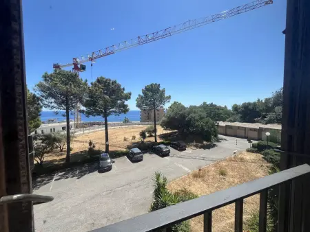 Studio moderne avec vue sur les hauteurs de Bastia et parking gratuit - Photo 12