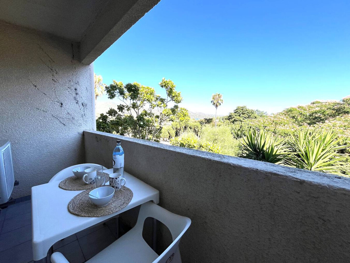 Studio 25m² rénové avec piscine et terrasse mer - Photo 11