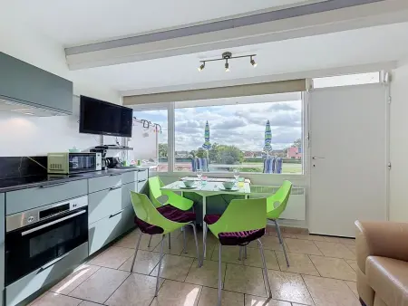 Appartement avec balcon et vue, près de la mer à De Haan : photo 7