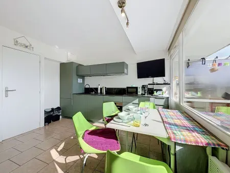 Appartement avec balcon et vue, près de la mer à De Haan : photo 8