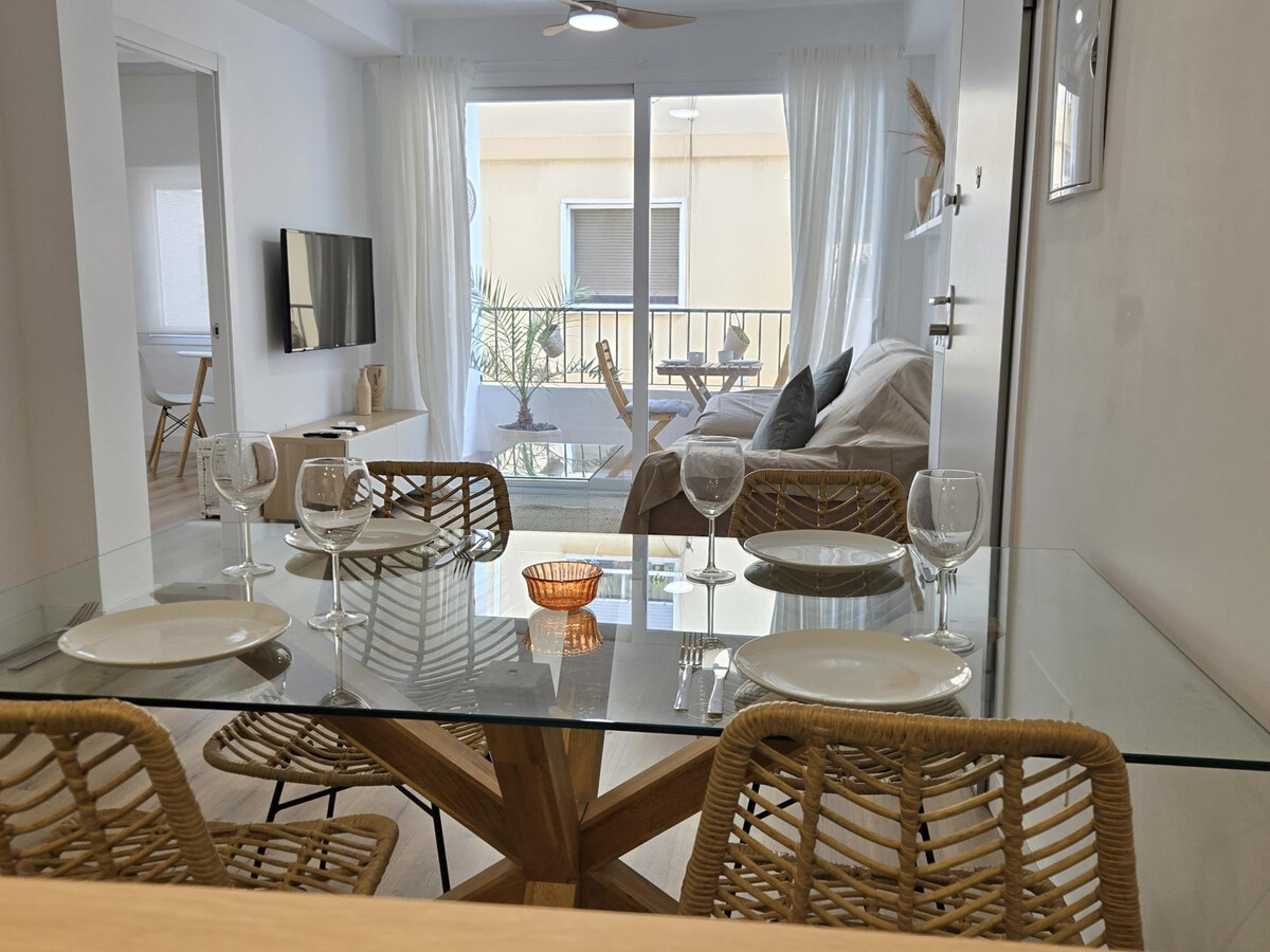 Appartement 3 chambres à 2 min de la plage El Palo - Photo 3