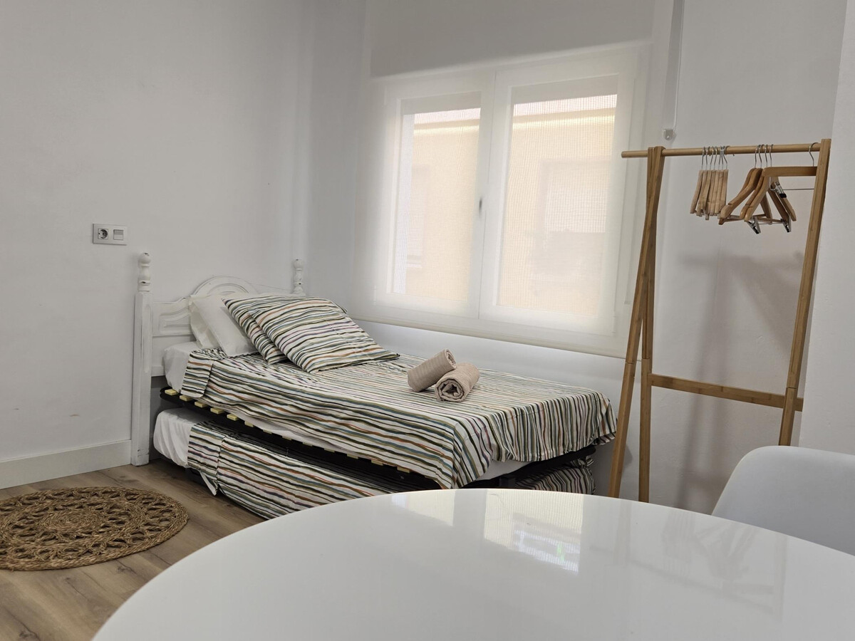 Appartement 3 chambres à 2 min de la plage El Palo - Photo 15