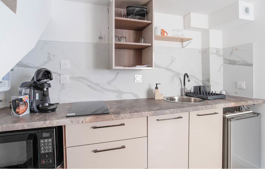 Studio duplex au cœur de Solliès-Pont - Photo 12