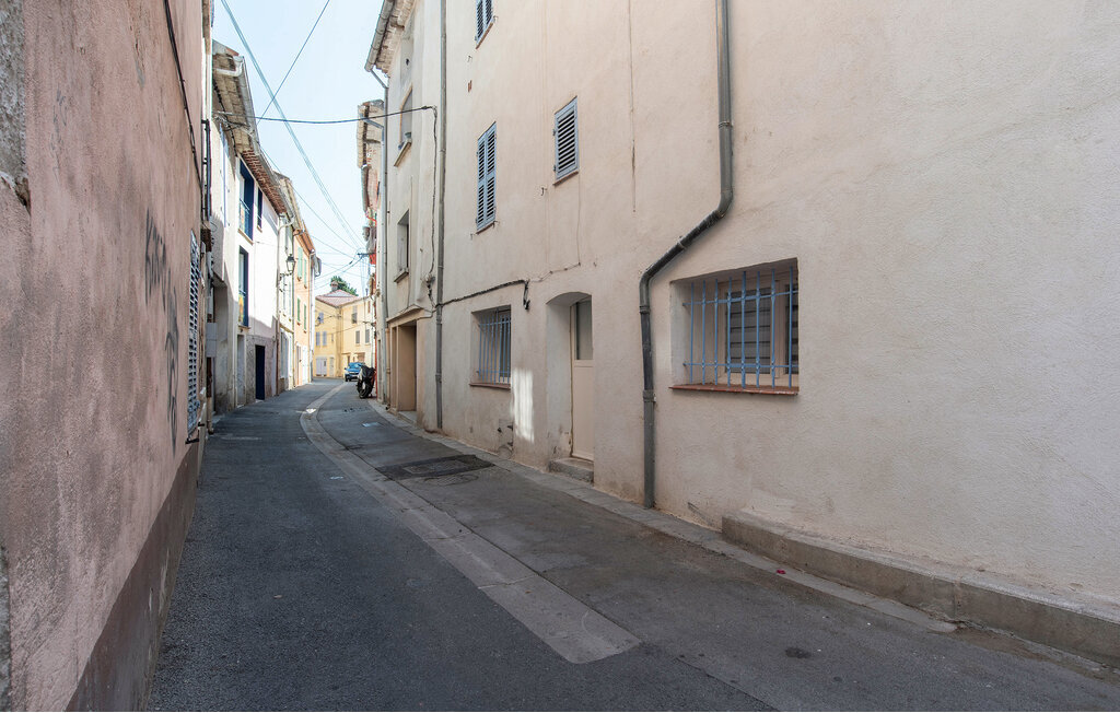 Studio duplex cœur de ville à Solliès-Pont - Photo 1