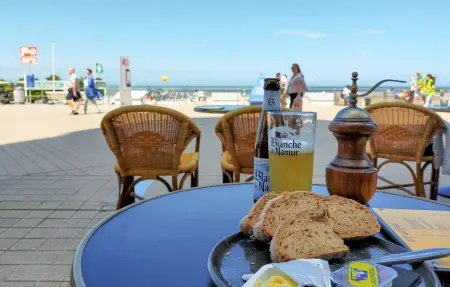 Appartement face à la plage à Oostende, balcon et vue sur la mer : photo 21