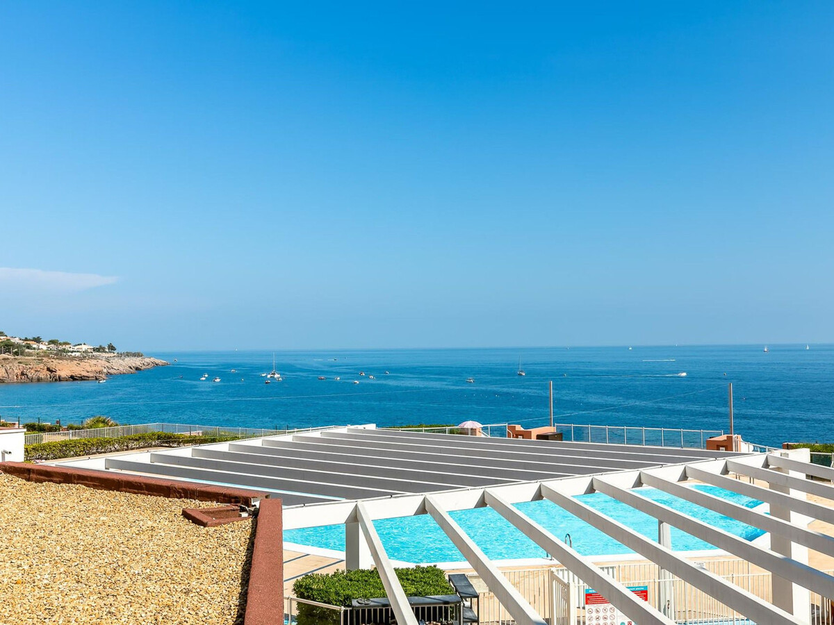 Studio climatisé face mer avec parking à Sète - Photo 2
