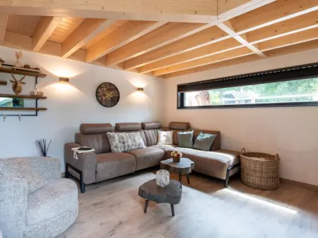 Me Voila 8 : maison avec spa nordique à Biron, Ardennes belges : photo 15