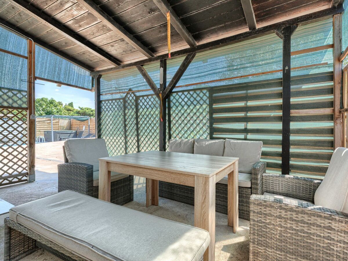 Maison Sabo à Fažana : 2 chambres, piscine, 300 m plage - Photo 5