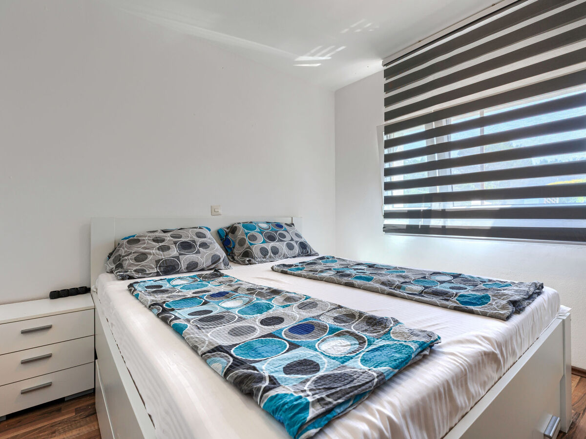 Maison Sabo à Fažana : 2 chambres, piscine, 300 m plage - Photo 14