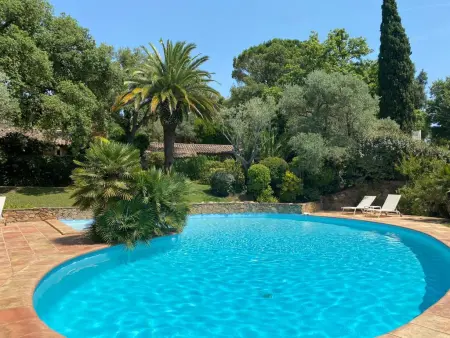 Location maison à Grimaud, Belle villa d'ambiance à proximité de la plage
