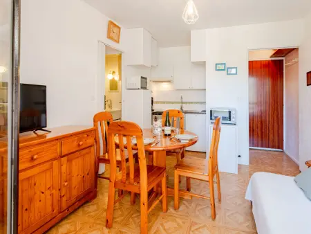 Le Sporting – Appartement 2 pièces près de la plage : photo 4