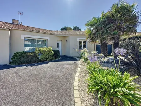 Location maison à Tharon Plage, Villa Sel et Pins