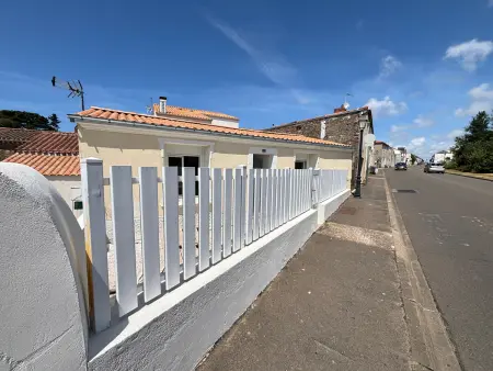 Maison rénovée 4 pers – Clim, cour fermée et recharge EV : photo 6