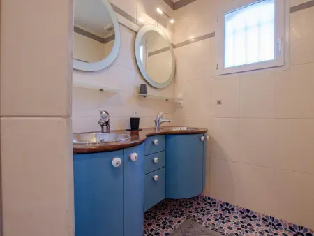 Gîte 8 pers. avec jardin clos à Saint-Julien-les-Villas : photo 14