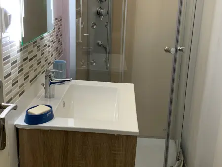Gîte 6 pers. avec sauna et jacuzzi à Mont-l'Étroit : photo 10