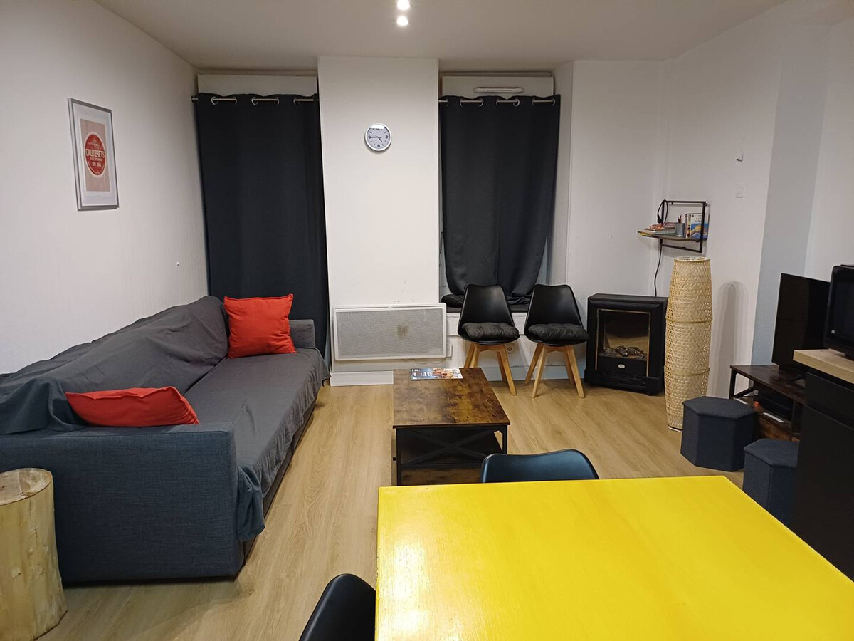 Appartement rénové avec balcon vue montagnes, centre Cauterets - Photo 15